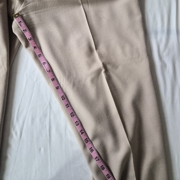Talbots Petites Italian Fabric Wool Blend Pleated Trousers - Beige 14P - Picture 6 of 10